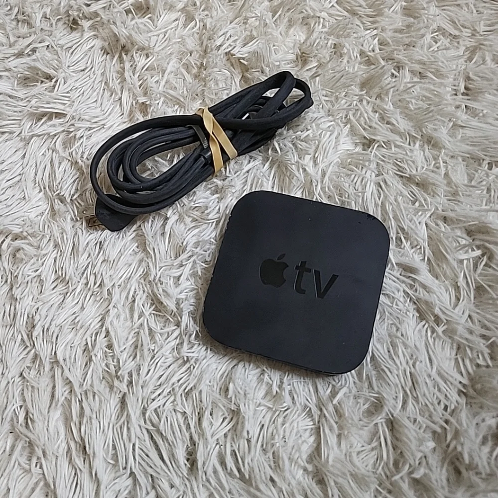 Apple TV A1469 (3rd Generation) HD Media Streaming Device - No Remote